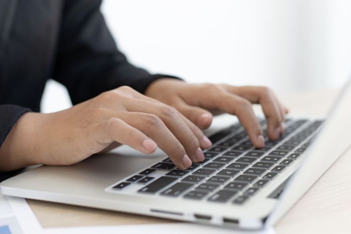 Ilustrasi lowongan kerja. Perum DAMRI membuka lowongan kerja untuk posisi Staf IT Security dan Staf IT Server dan Database. Pendaftaran lowongan kerja ini dibuka hingga 2 September 2025. 